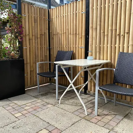 Style Gardenhouse Near Amsterdam, Haarlem, Zandvoort ゲストハウス ズワーネンブルク