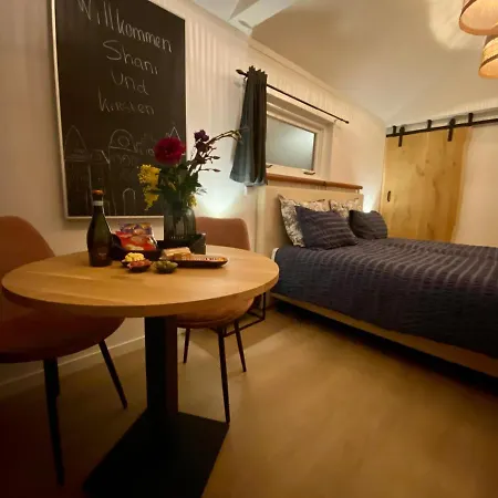 Style Gardenhouse Near Amsterdam, Haarlem, Zandvoort ゲストハウス