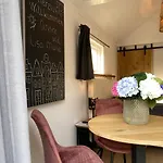 Style Gardenhouse Near Amsterdam, Haarlem, Zandvoort Πανσιόν Zwanenburg